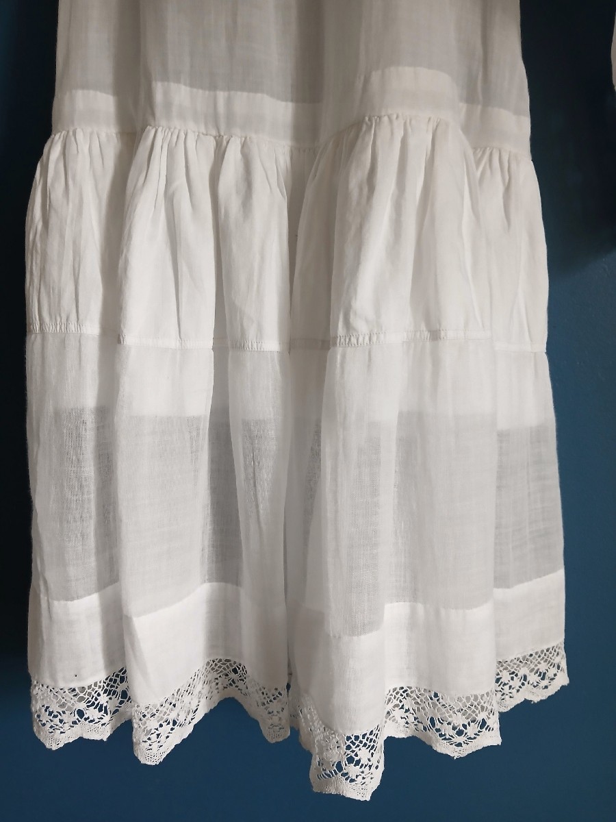 19th-century Child's Dress-photo-3