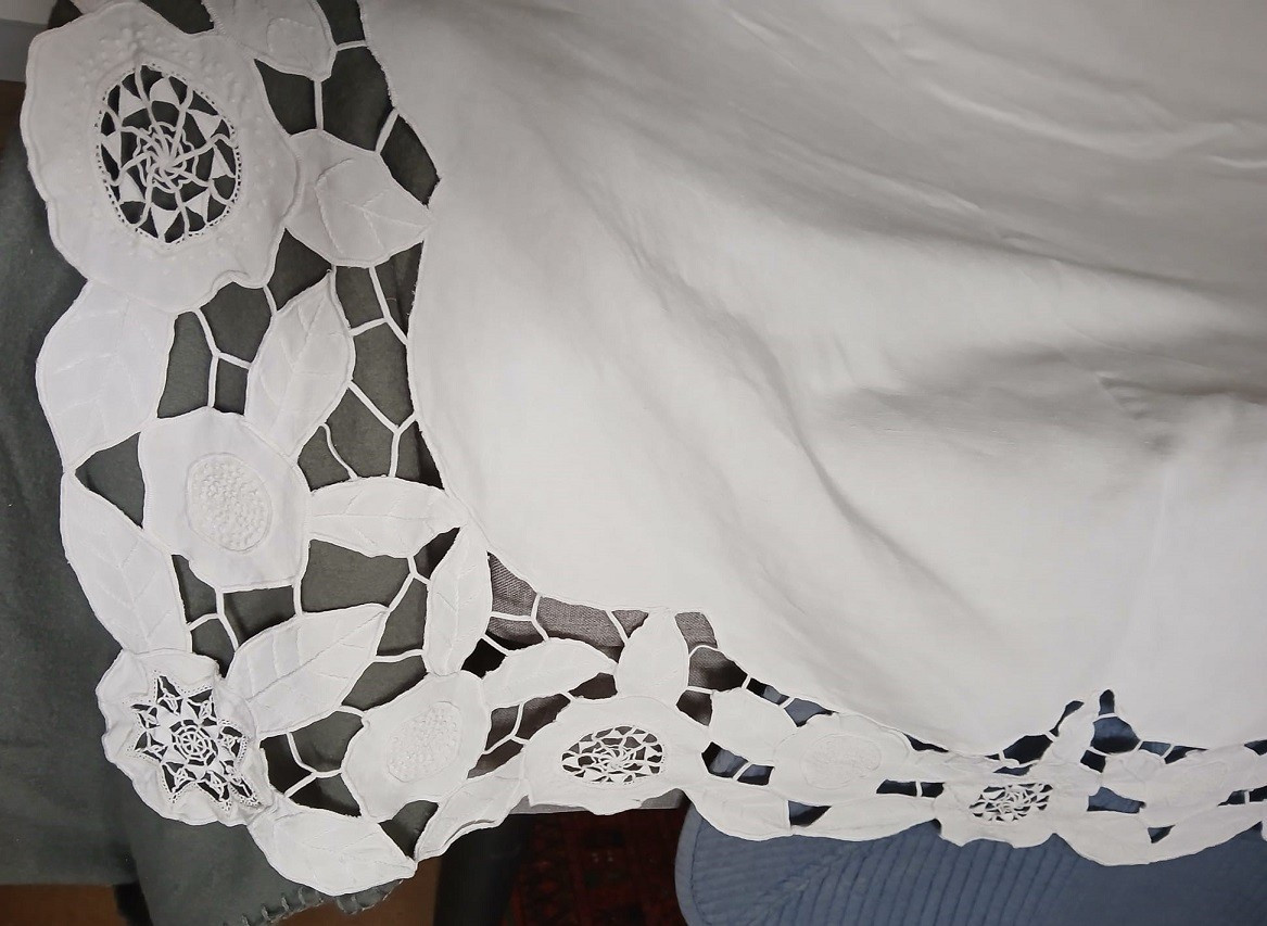 Drap Brodé "Richelieu"