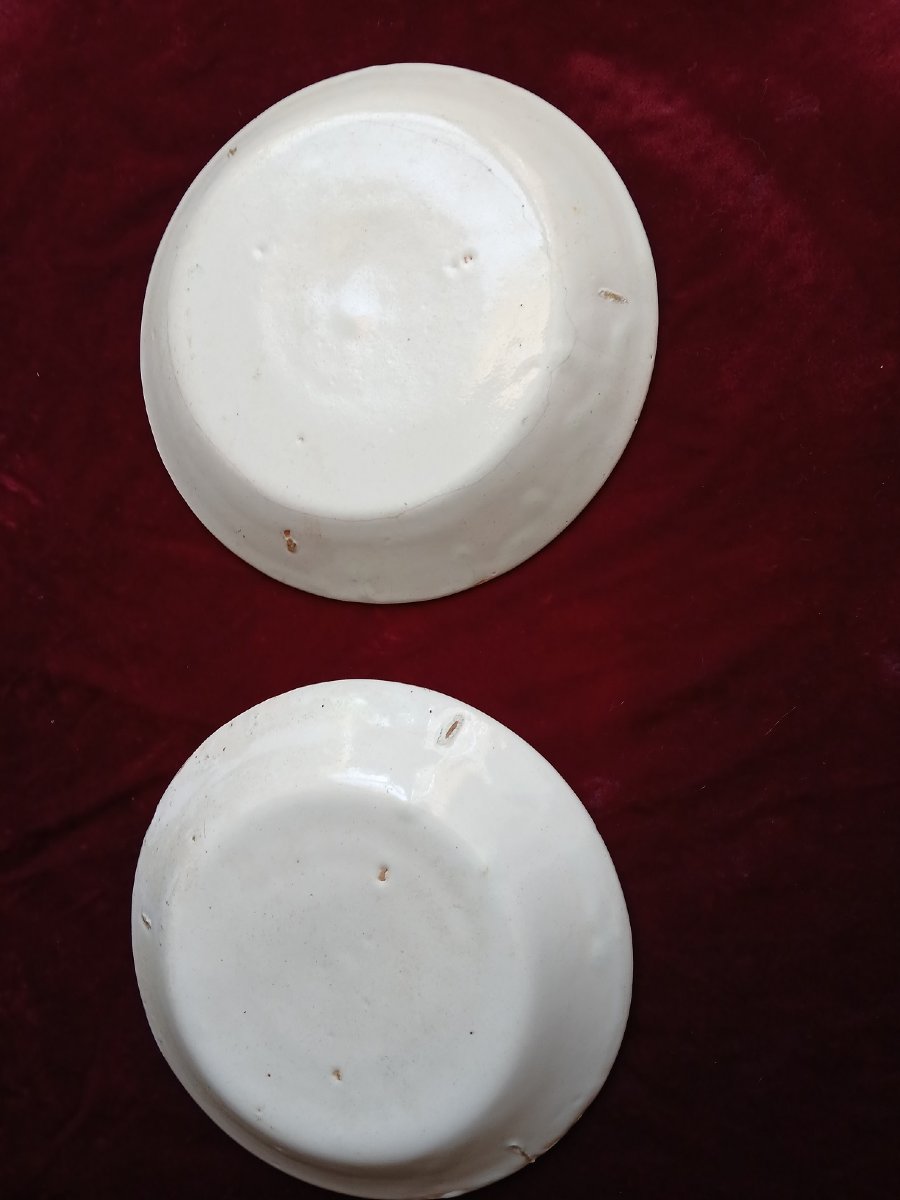 Pair Of Charentaise Earthenware Plates-photo-4