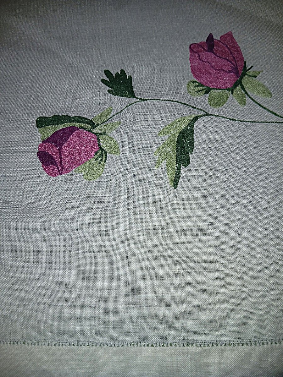 White Linen Tablecloth With Embroidered Flowers -photo-4