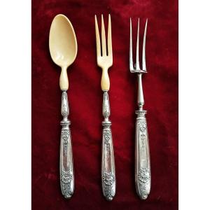 Ensemble de couverts de service XIX