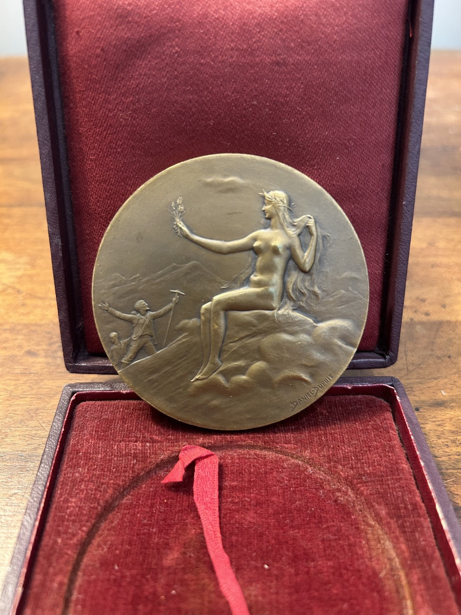 Médailles françaises anciennes / bronze – O. de Serres, Club Alpin Français, Crédit Français -photo-3