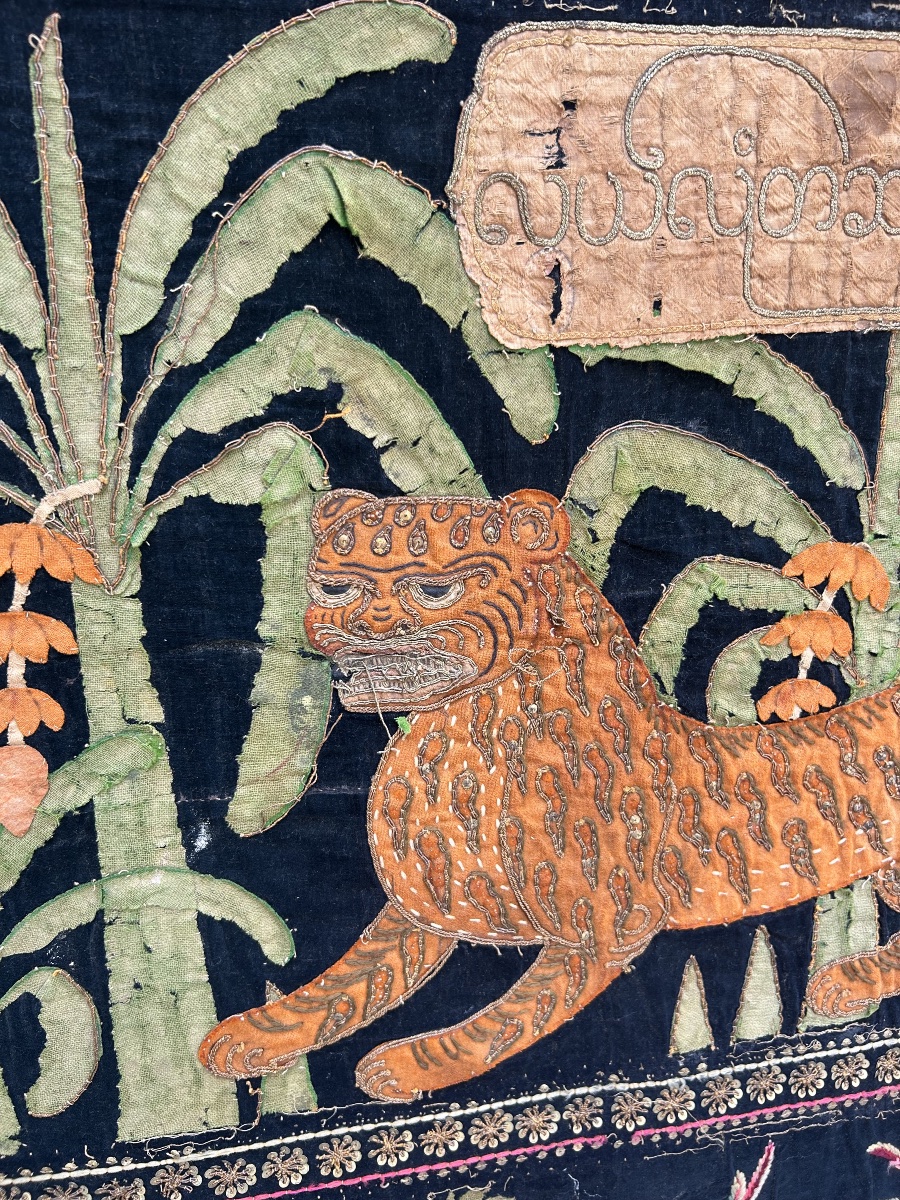 2nd Large 19th-century Embroidered Burmese Kalaga: Tiger Design With Silk Appliqué, Myanmar, Asian Art-photo-2