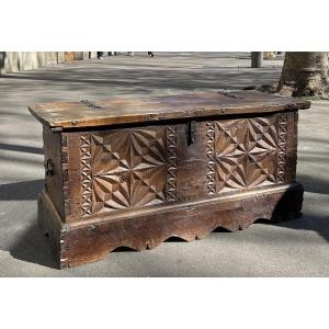Antique Carved Wooden Chest With Star-shaped Panels, Regional Work From The 18th Century. 