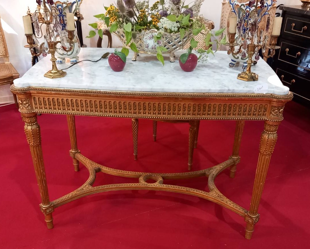 Table de Milieu  en Bois Doré - Napoléon III