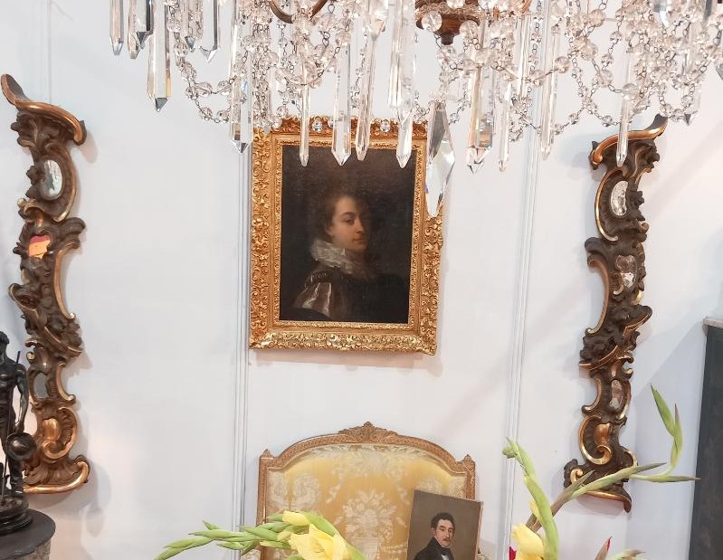 Pair Of Gilded Wood Valances