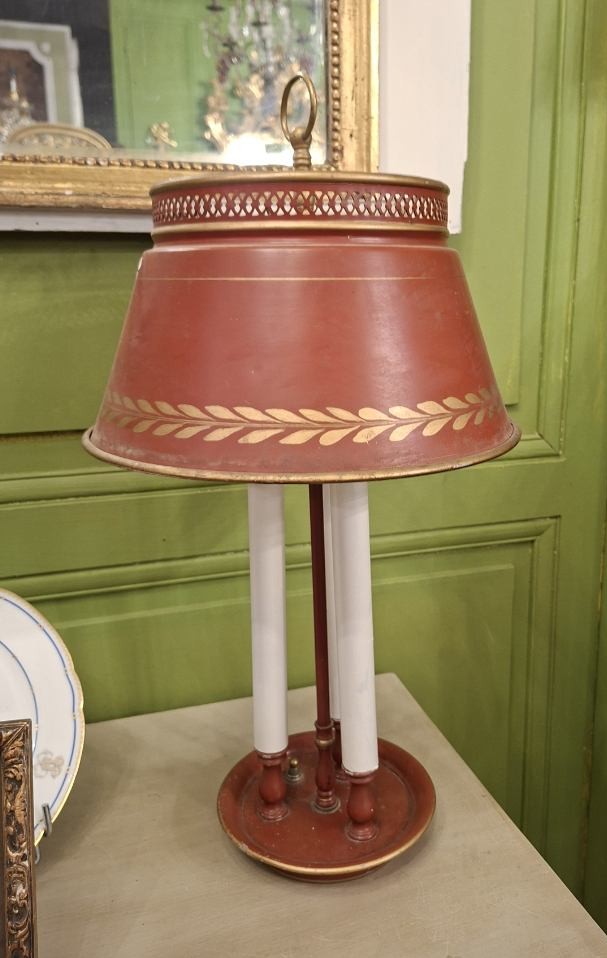 Lampe Bouillotte en tôle peinte