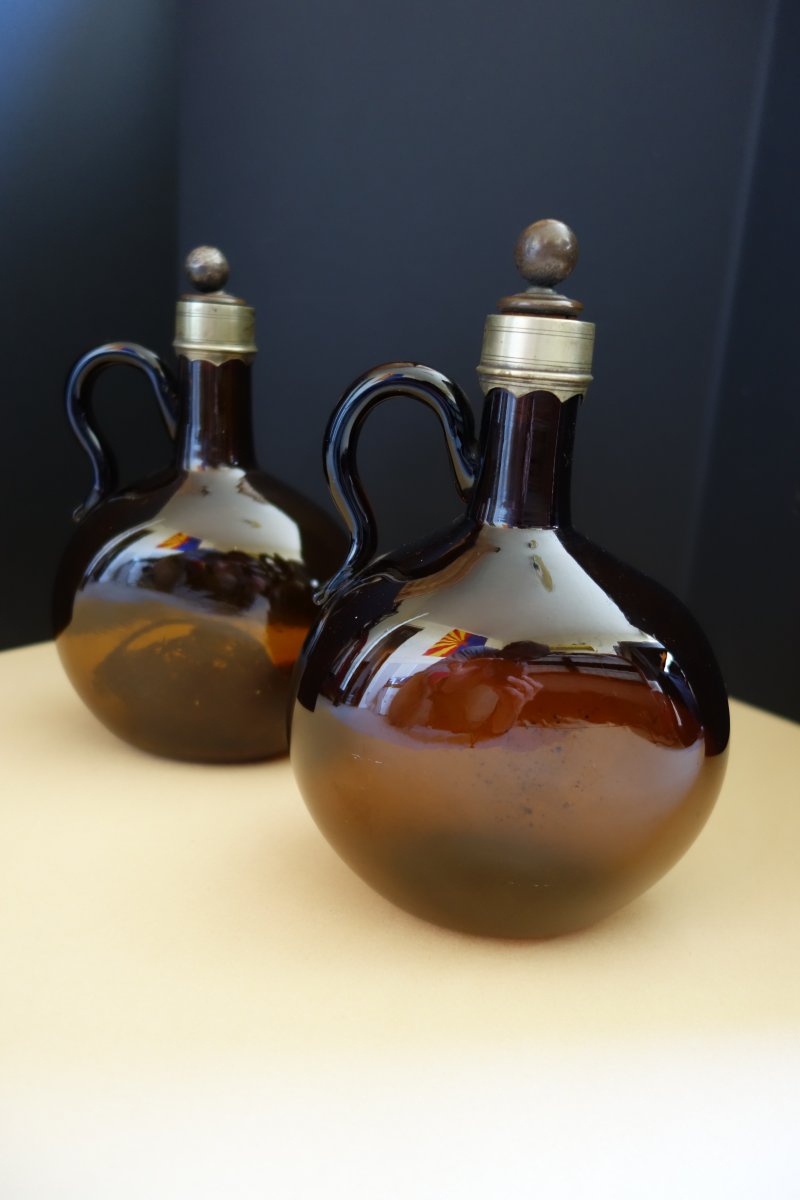 Paire de bouteilles à brandy ou "bocksbeutel" période Victorienne