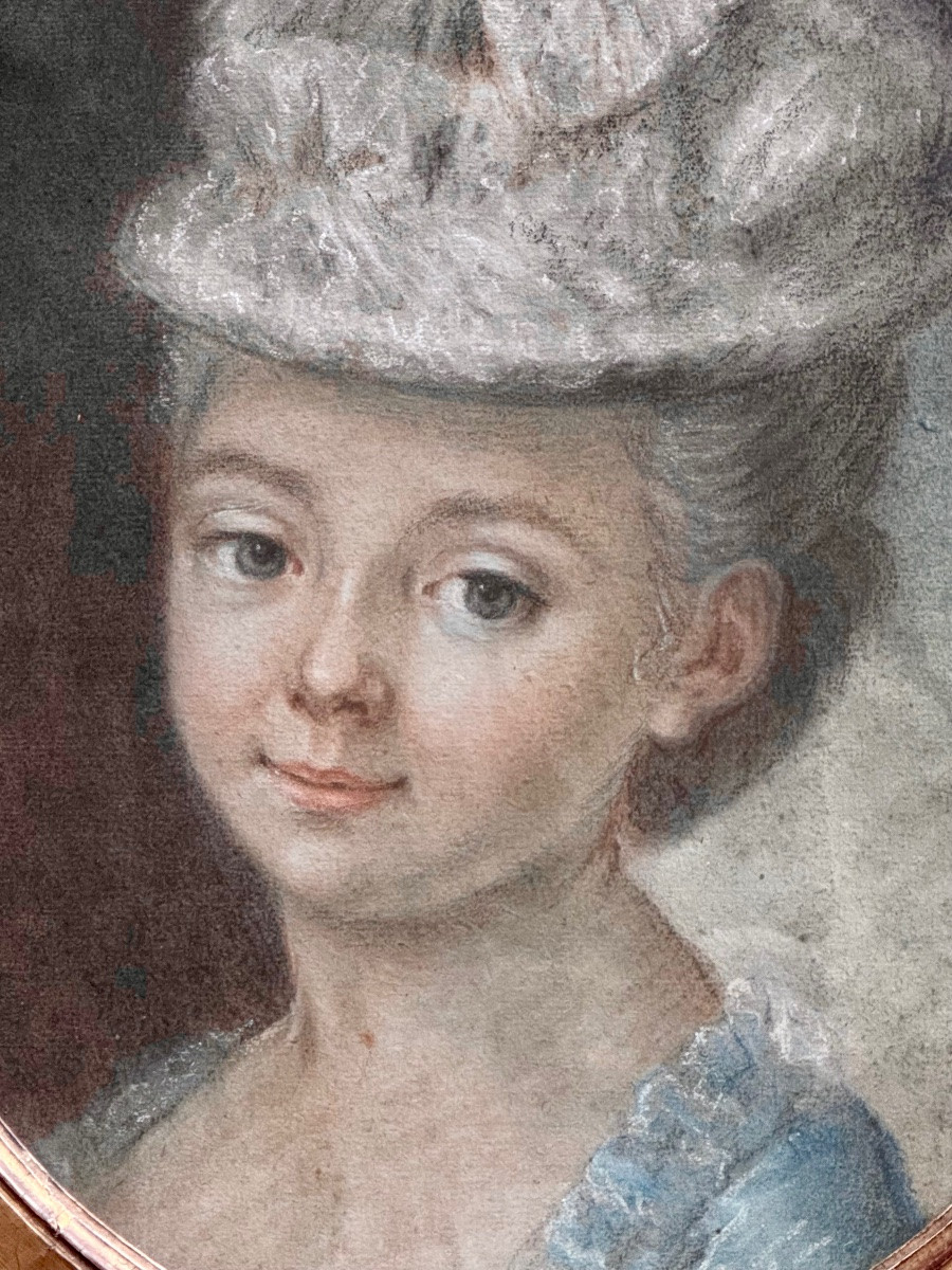 Portrait Of A Young Woman In An 18th-century Hat-photo-3