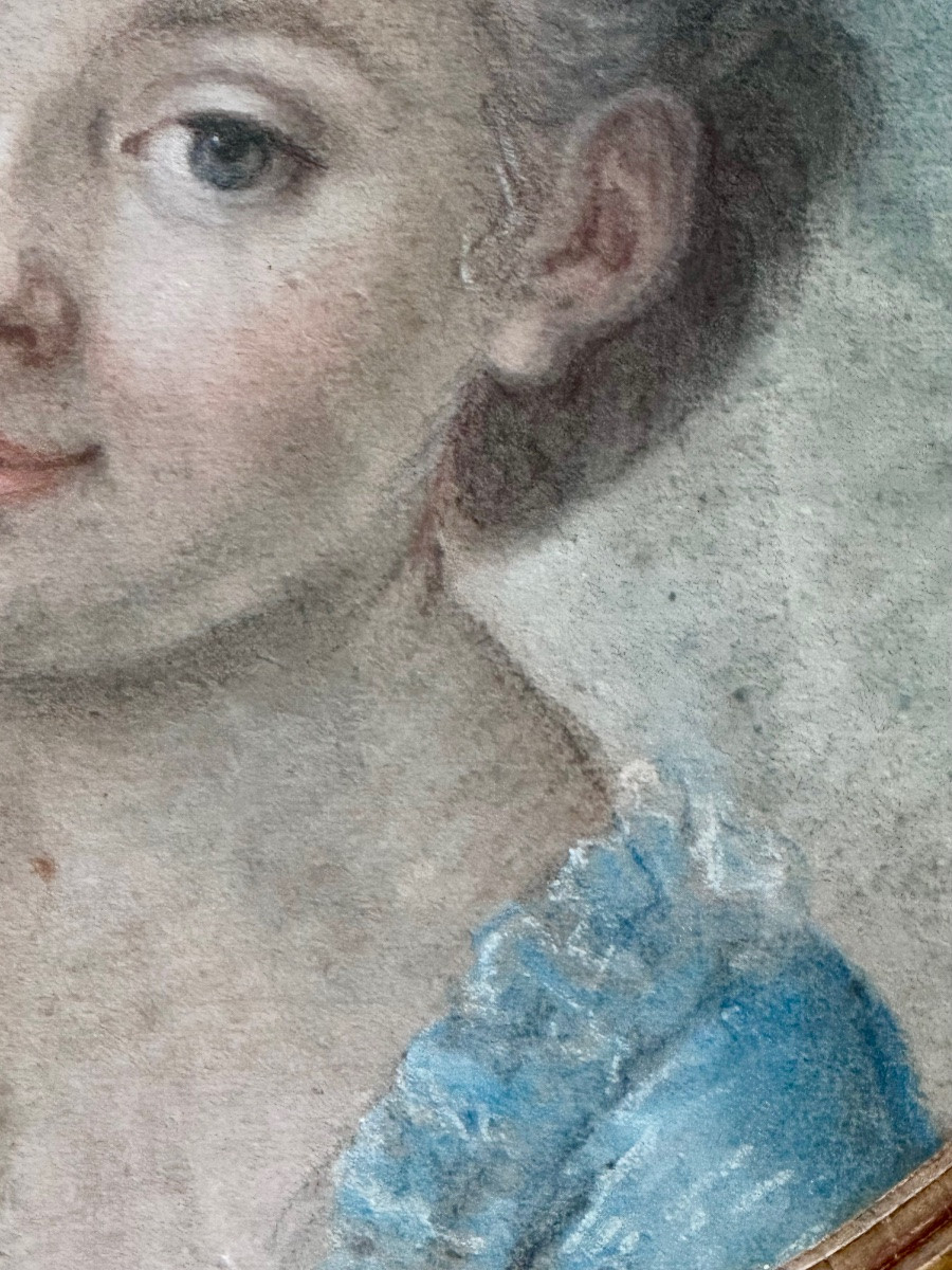 Portrait Of A Young Woman In An 18th-century Hat-photo-4