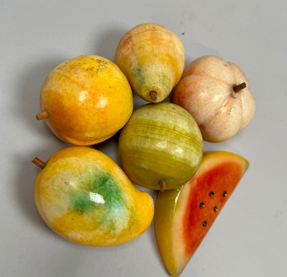 Six fruits en marbre et pierre dure-photo-3
