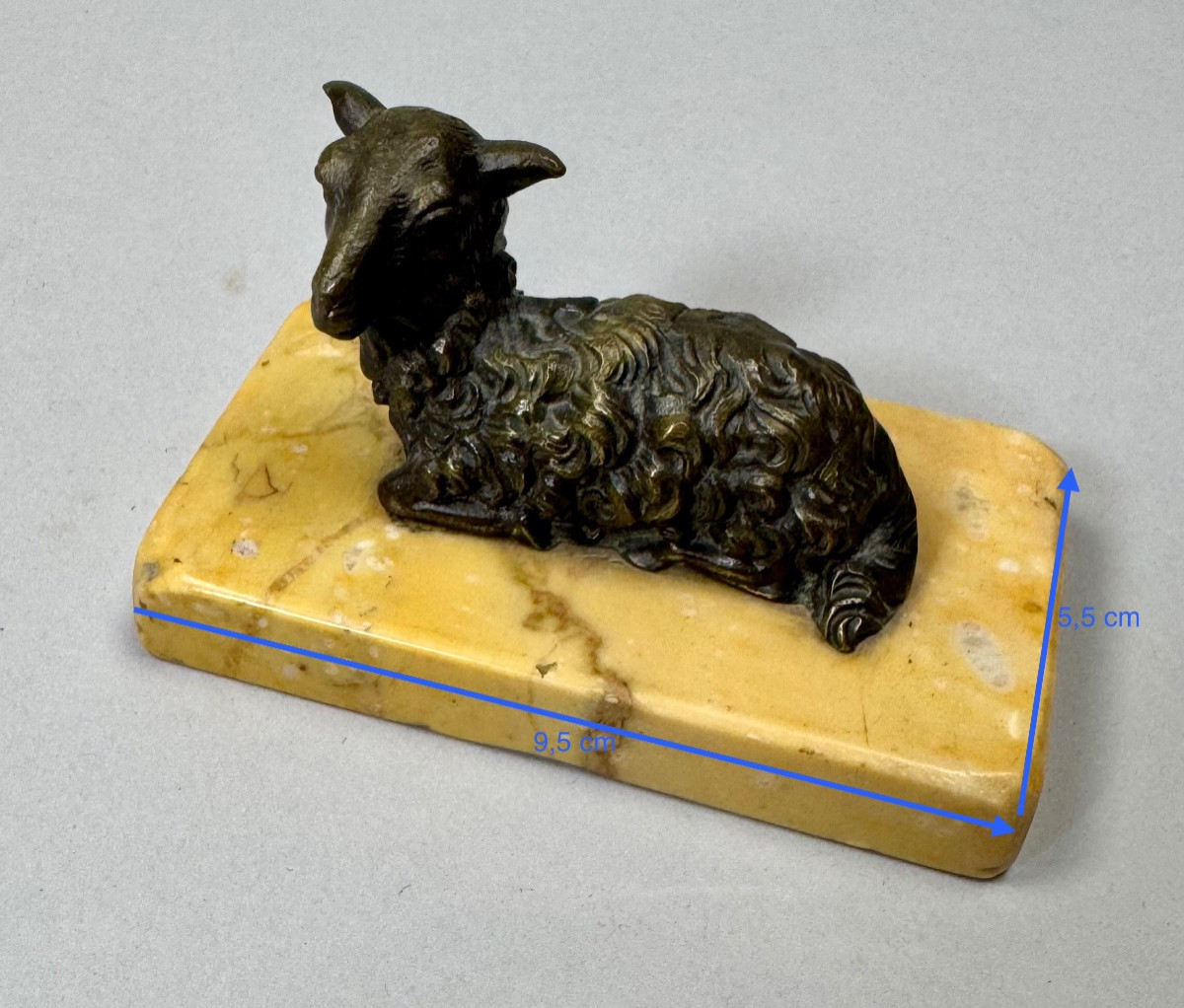 Small Bronze Of A Sheep In Paperweight, 19th Century.-photo-2