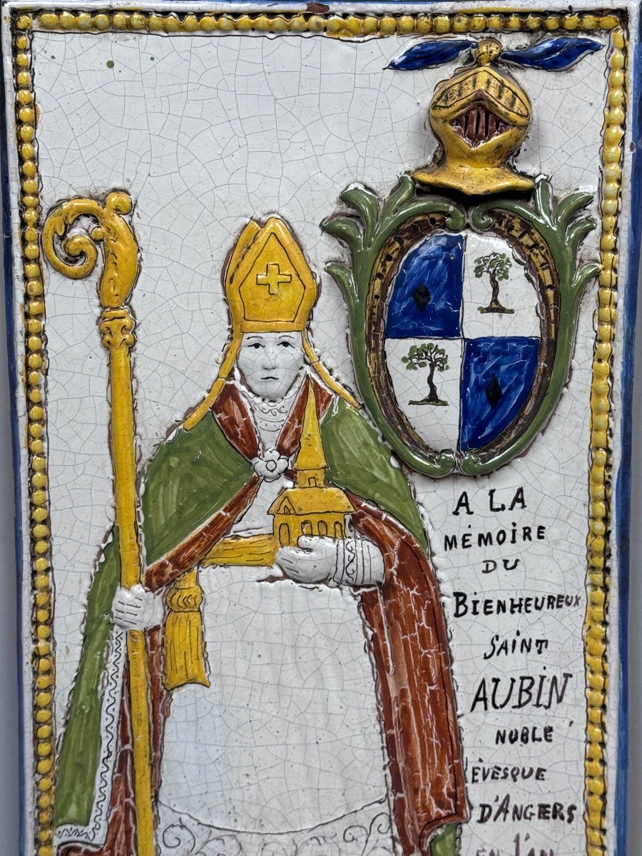19th-century Malicorne Earthenware Plaque In Memory Of Blessed Saint Aubin -photo-2