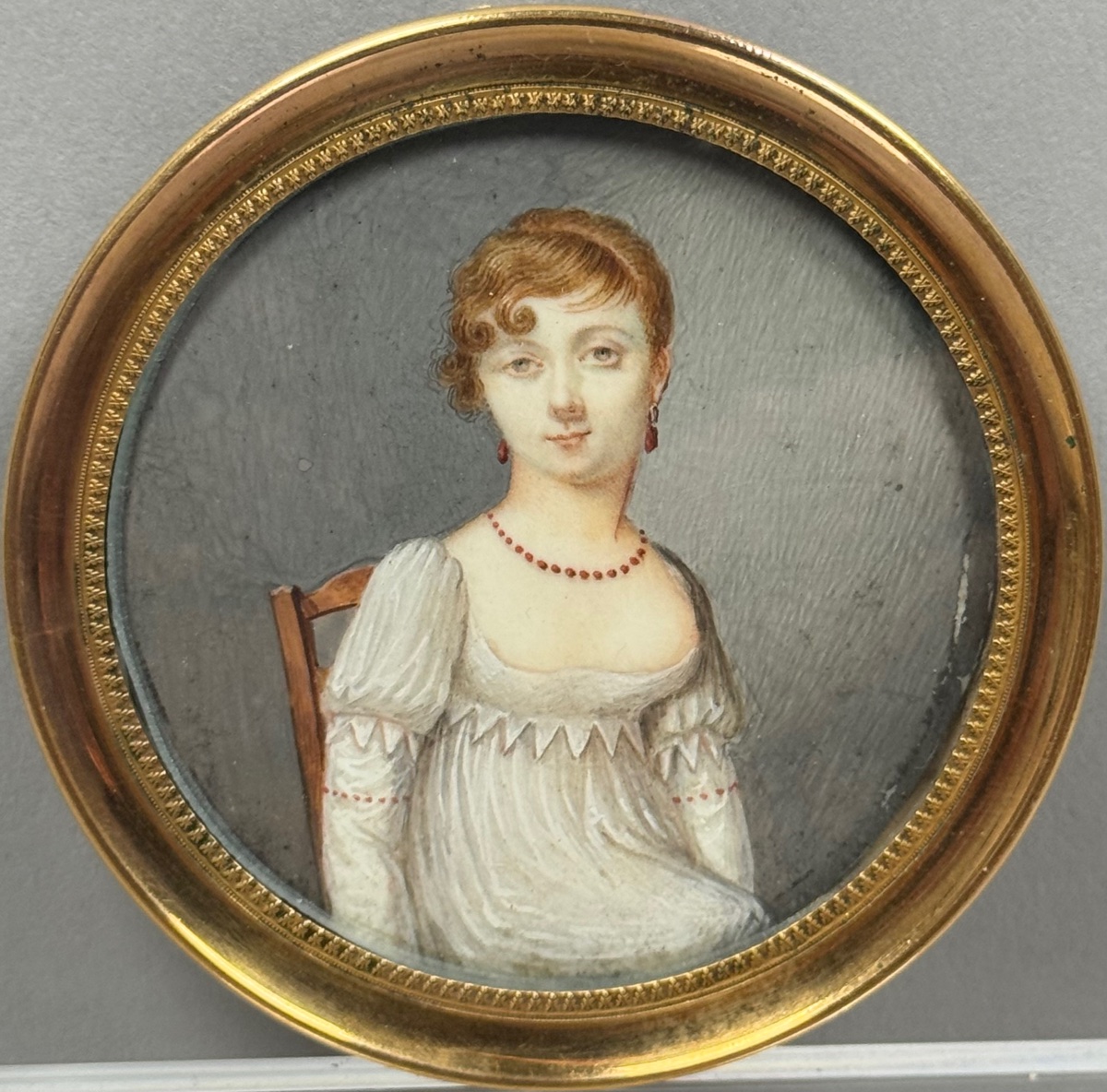 Grande miniature , portait d’une jeune femme époque Empire 