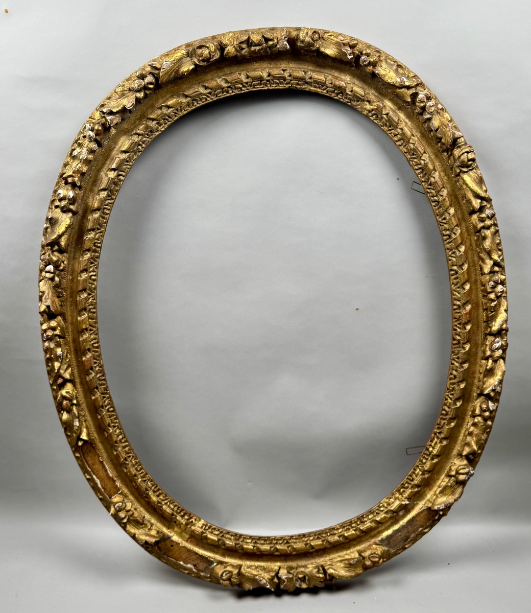 18th-century Oval Frame