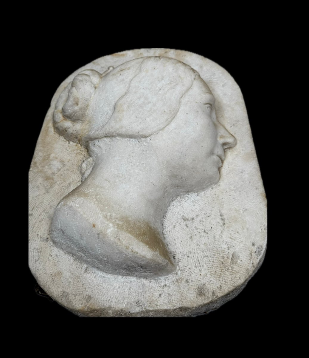 Large  Marble Bas-relief Portrait Of A Woman-photo-5