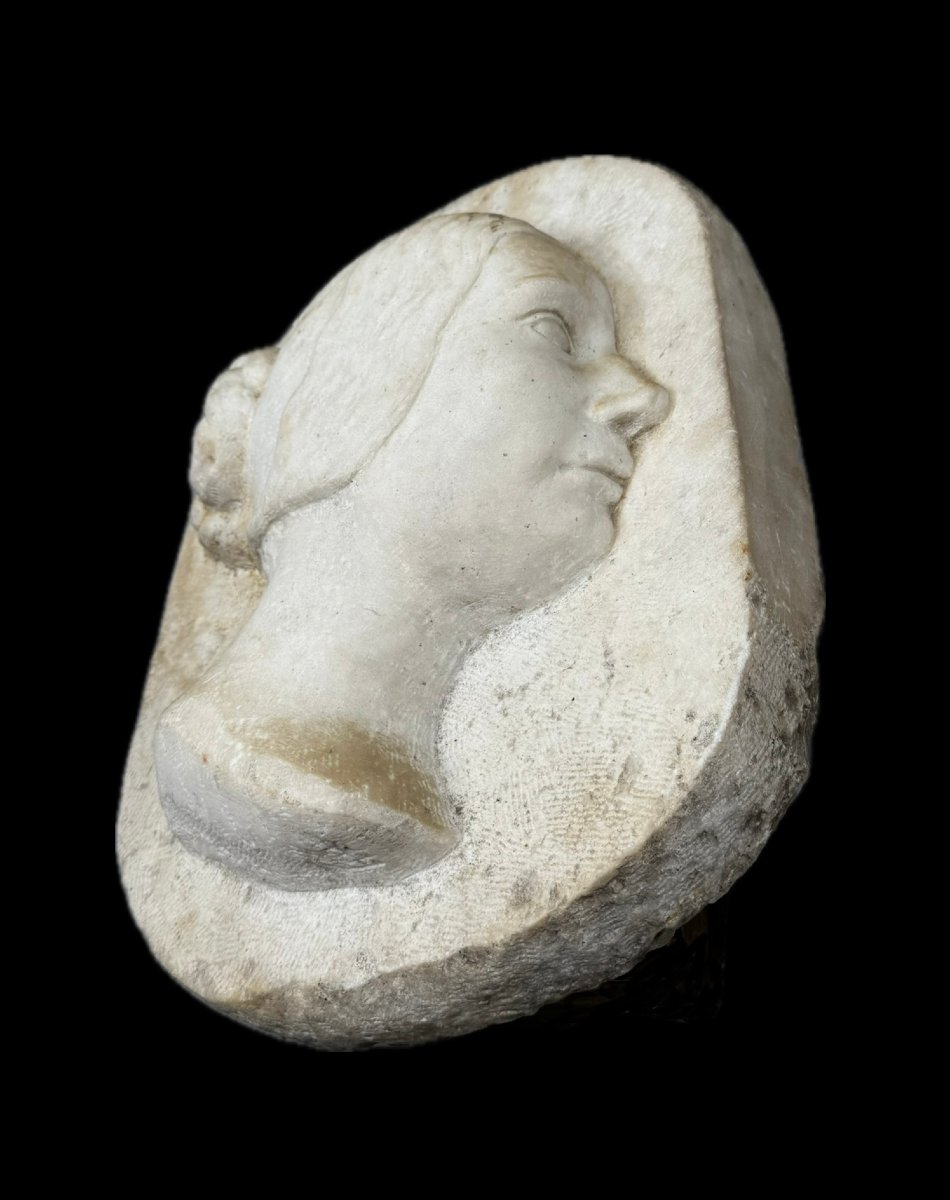 Large  Marble Bas-relief Portrait Of A Woman-photo-7