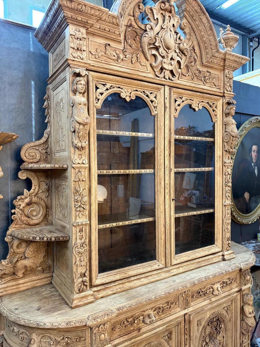 Richly Carved Oak Hunting Dining Room -photo-3
