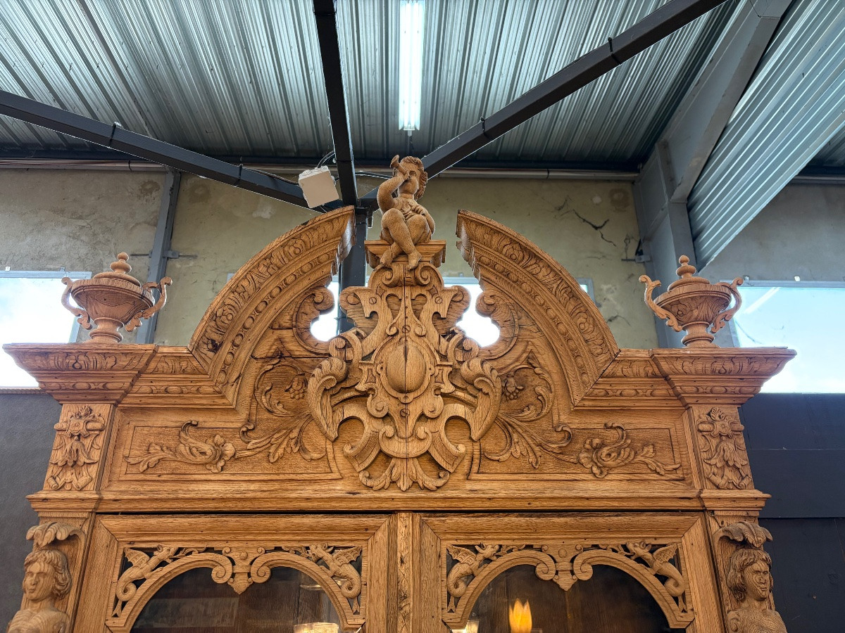 Richly Carved Oak Hunting Dining Room -photo-4
