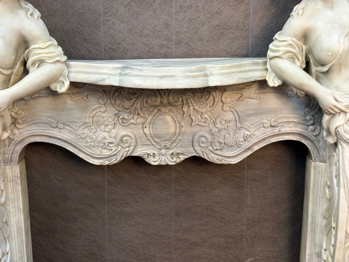 Cheminée au cariatides en marbre de Carrare Style Art Nouveau -photo-4