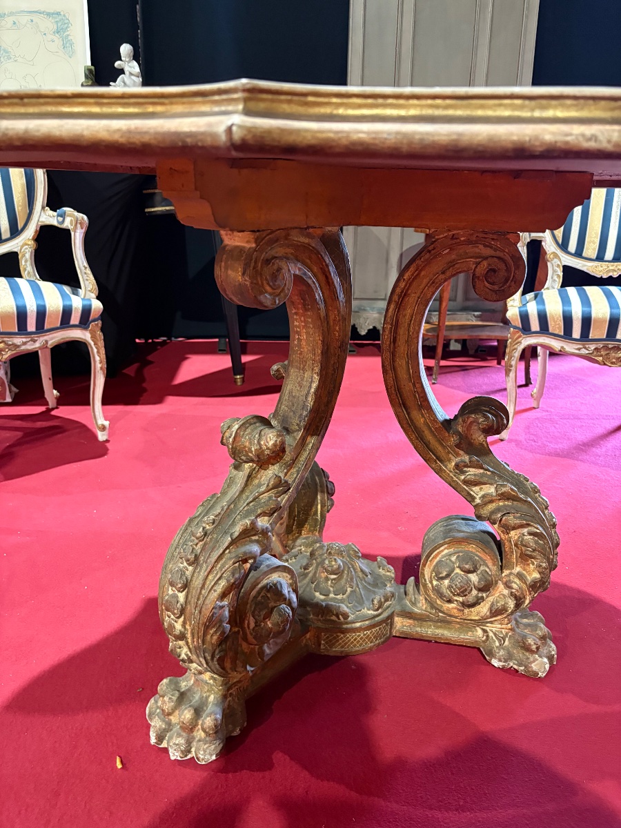 Napoleon III-style Coffee Table In Richly Carved Gilded Wood, With A Mirrored Top -photo-2