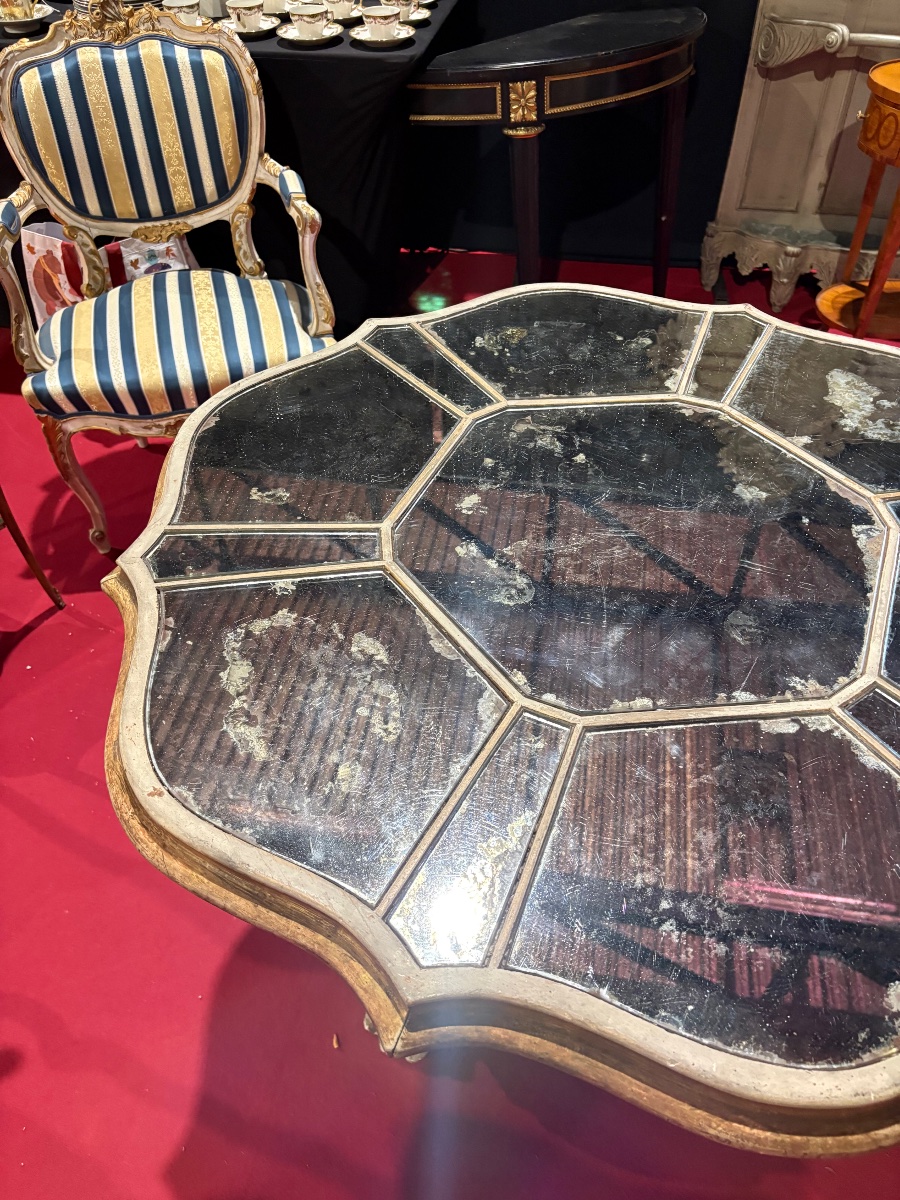 Napoleon III-style Coffee Table In Richly Carved Gilded Wood, With A Mirrored Top -photo-3