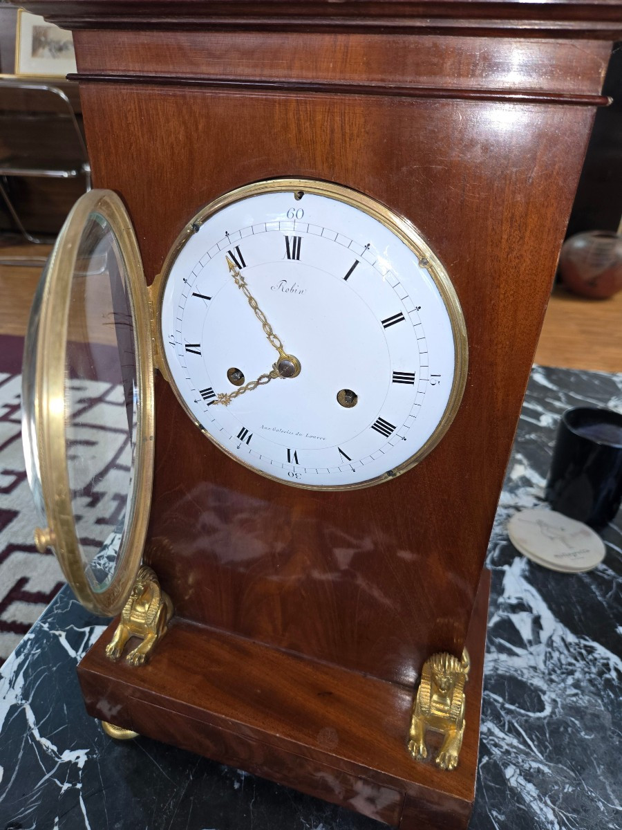 Robin Clock In Mahogany About 1795-photo-1