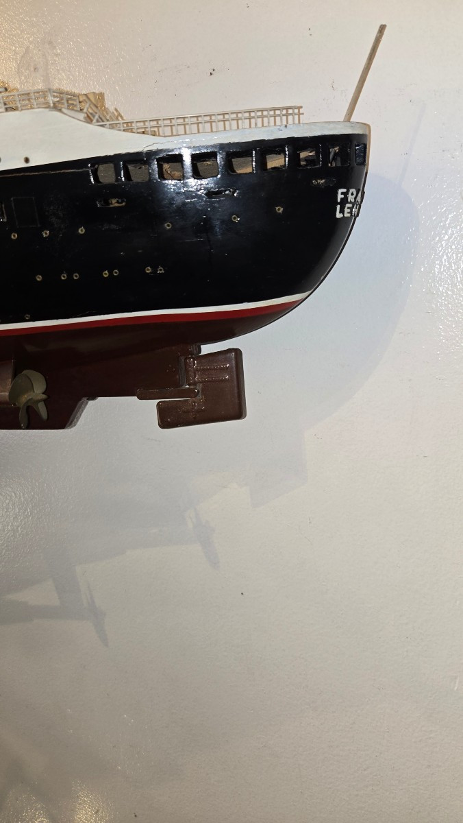 Model Of The France Ocean Liner Circa 1960-photo-5