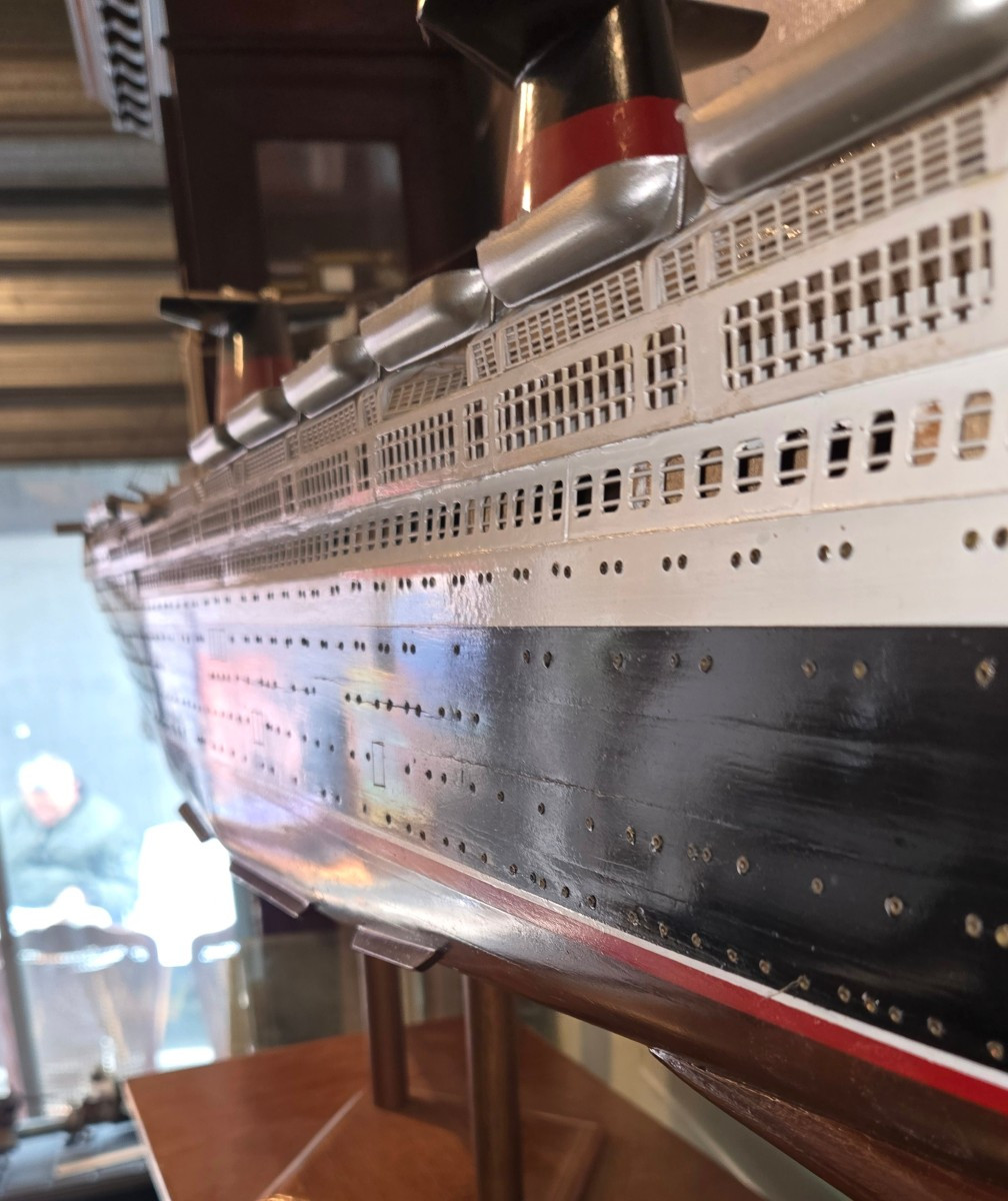 Model Of The France Ocean Liner Circa 1960-photo-6