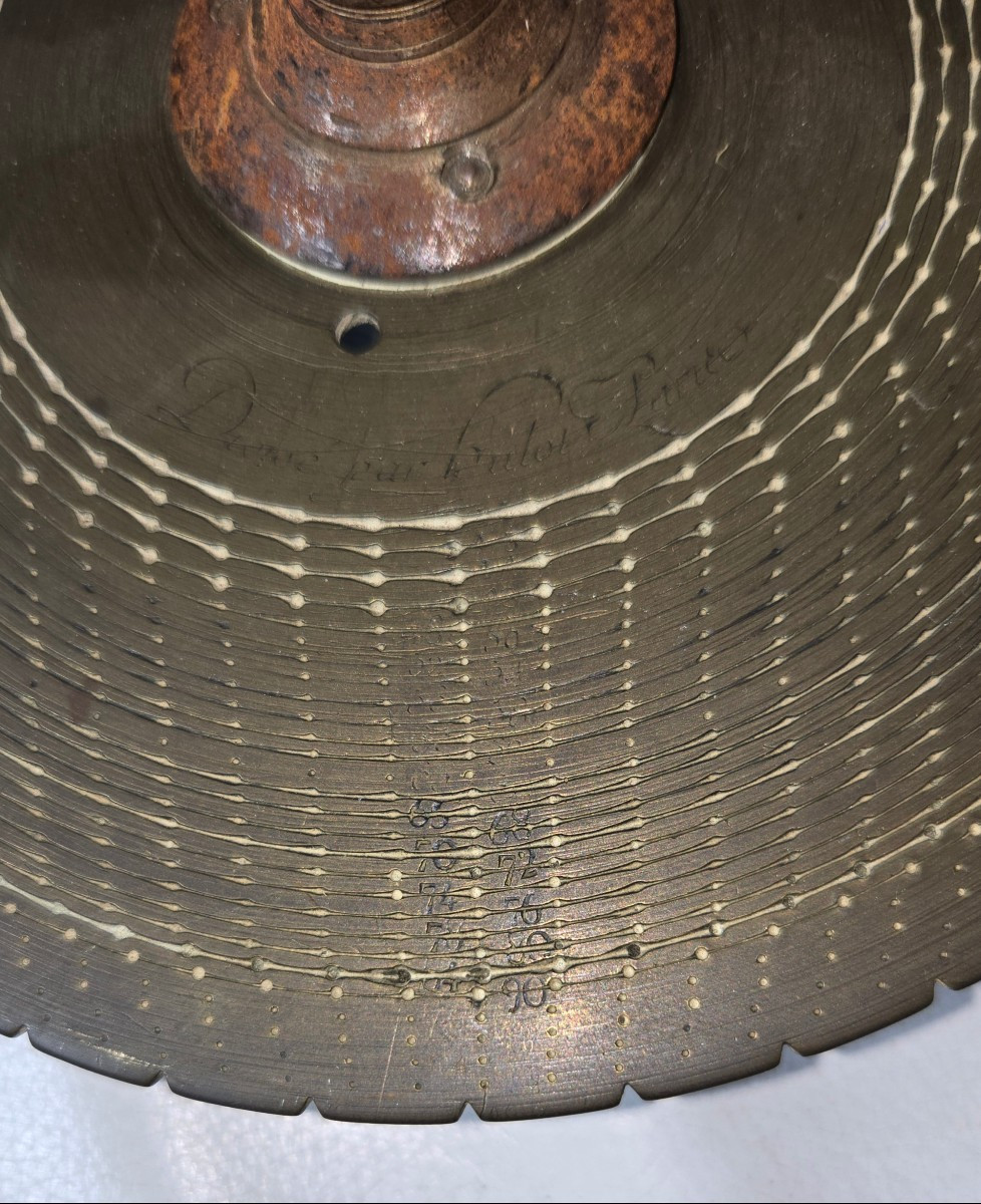Hulot's Dividing Machine In Paris