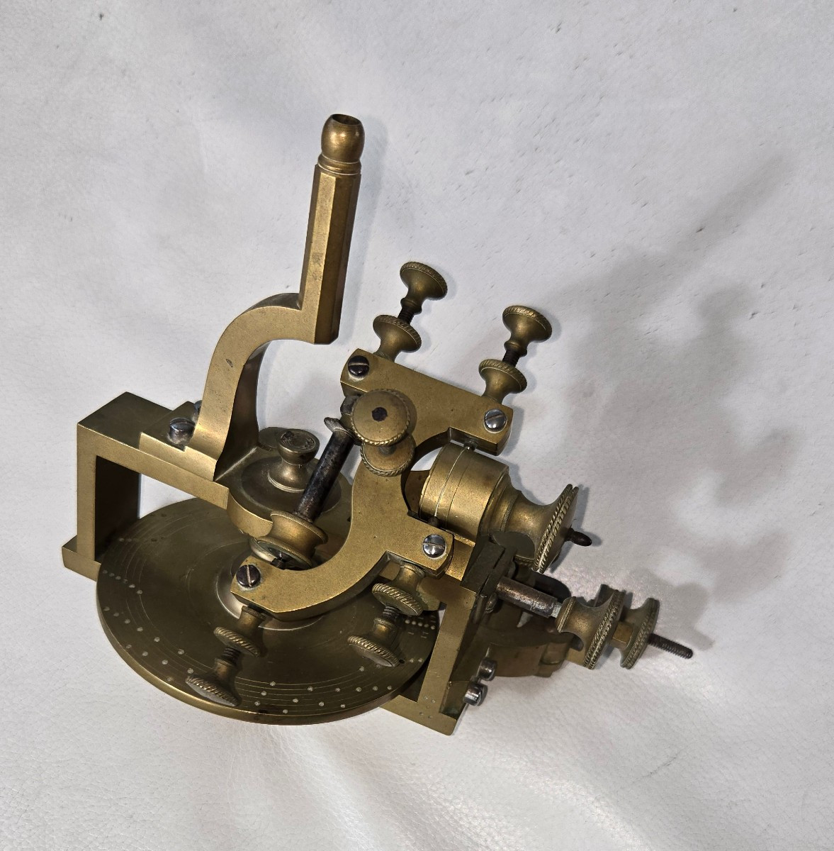 Dividing Machine