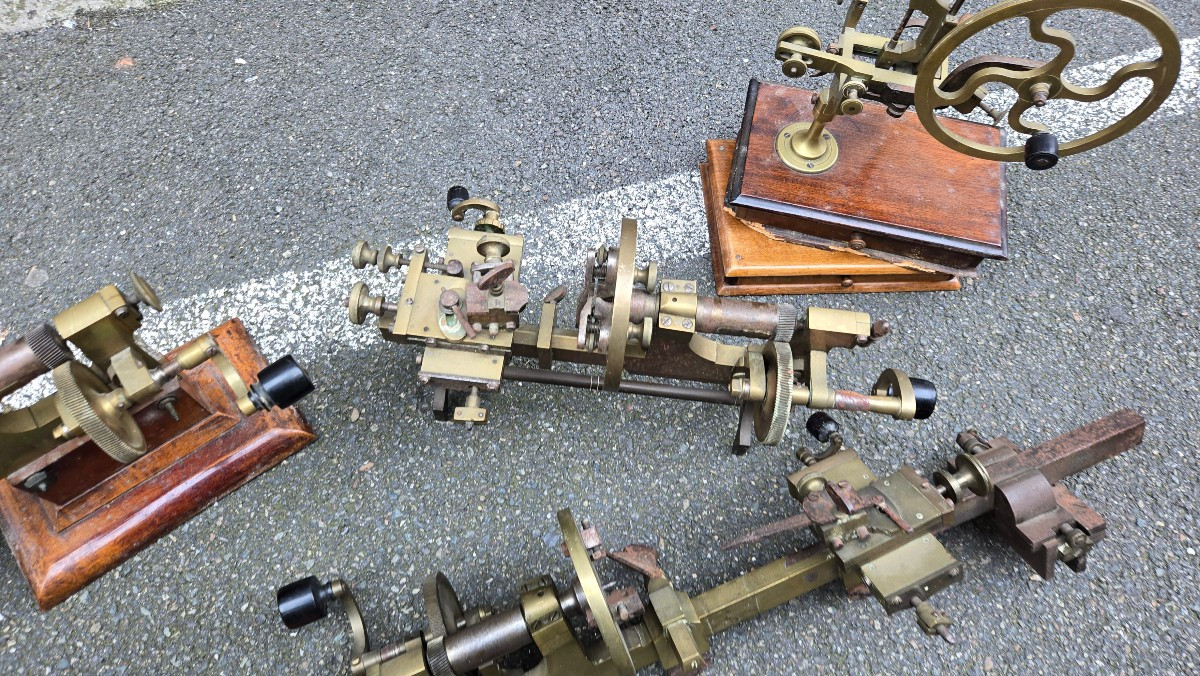 3 burins fixe 2 machines à arrondir -photo-1