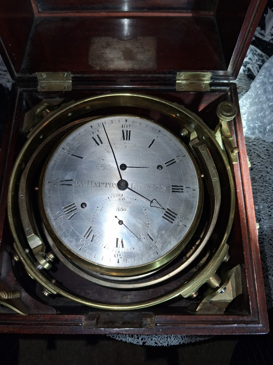 Chronometre de marine numero 330 par James Hatton vers 1805  8 jours