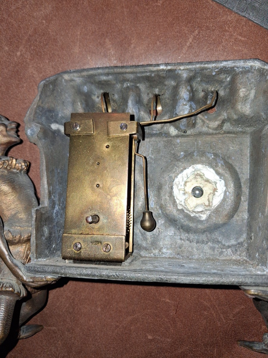 Pendule pendulette automate  3 chiens tirant la langue-photo-4