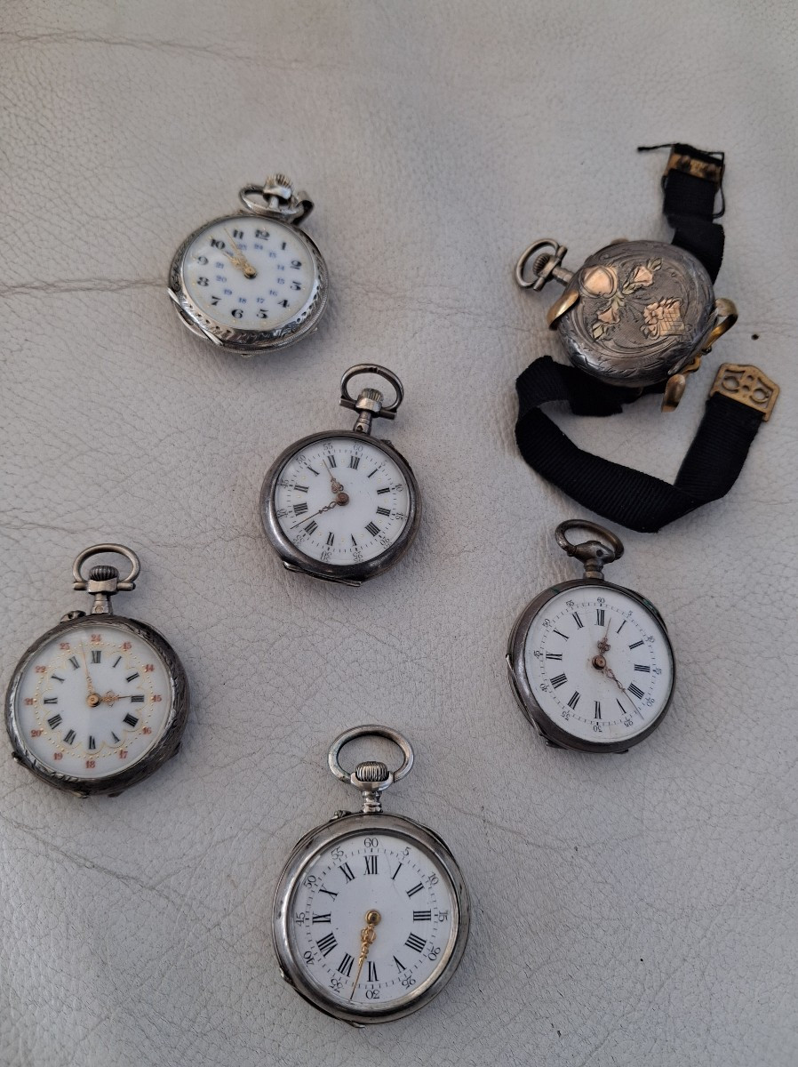 6 Women's Watches-photo-2