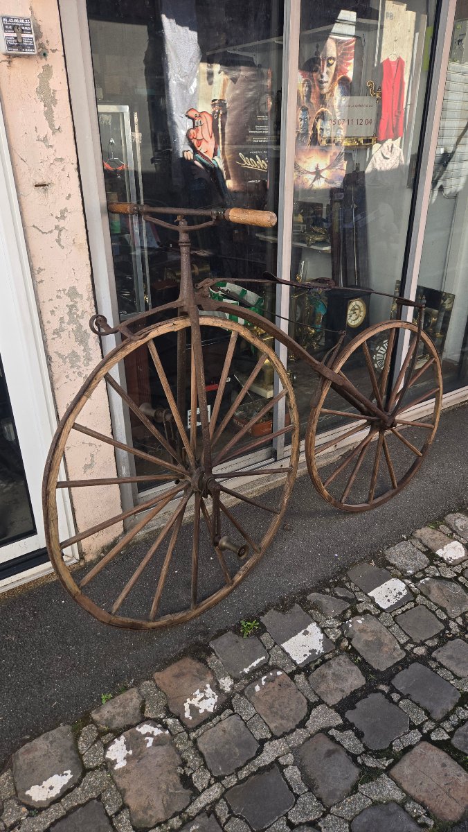 Velo type michaud vers 1860 1870