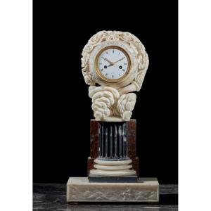 Pendule Louis XVI  globe terrestre en hommage au navigateur Marion Dufresne