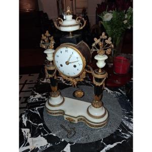 Pendule epoque Louis XVI