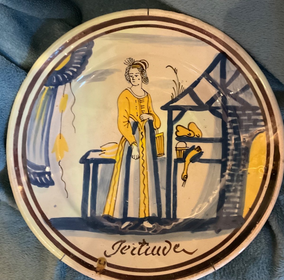 Très Rare Faïence Vron?