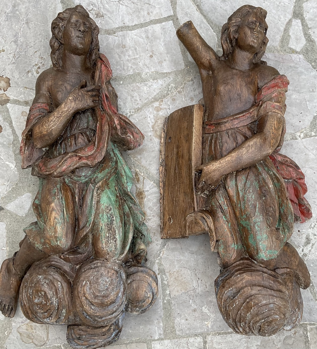 Pair Of Flemish Angels, 18th Century