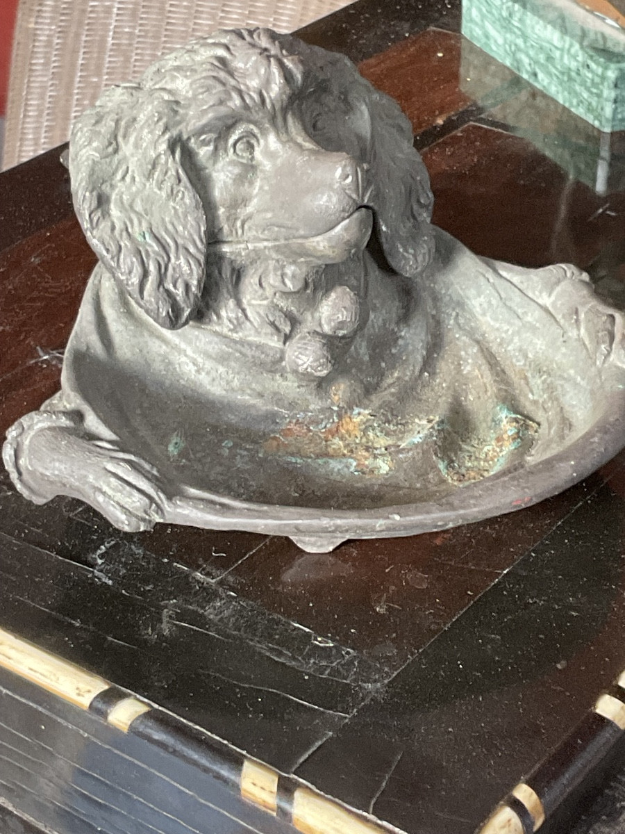 Tête de chien encrier regule