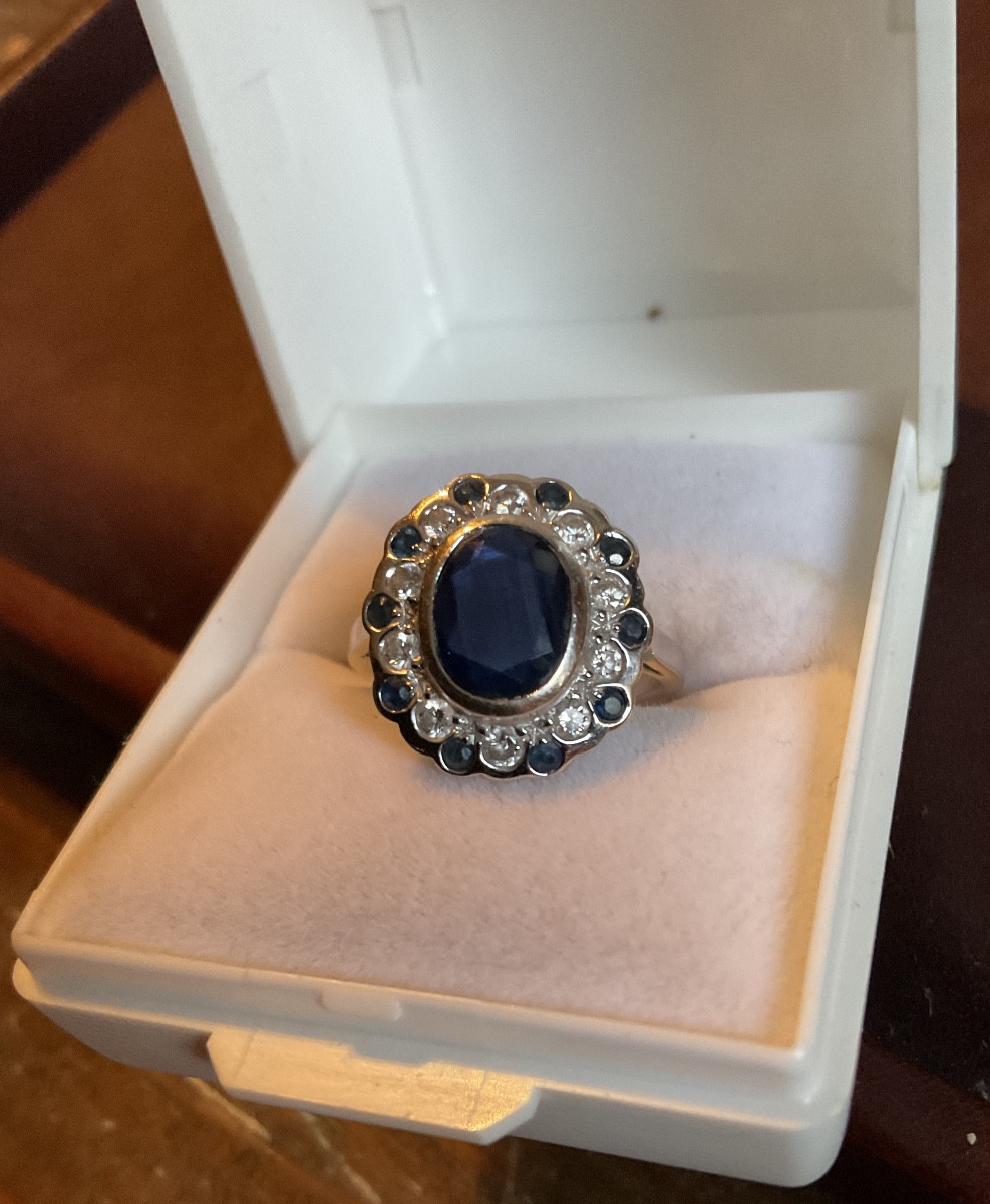 Bague saphir et brillants diametre52