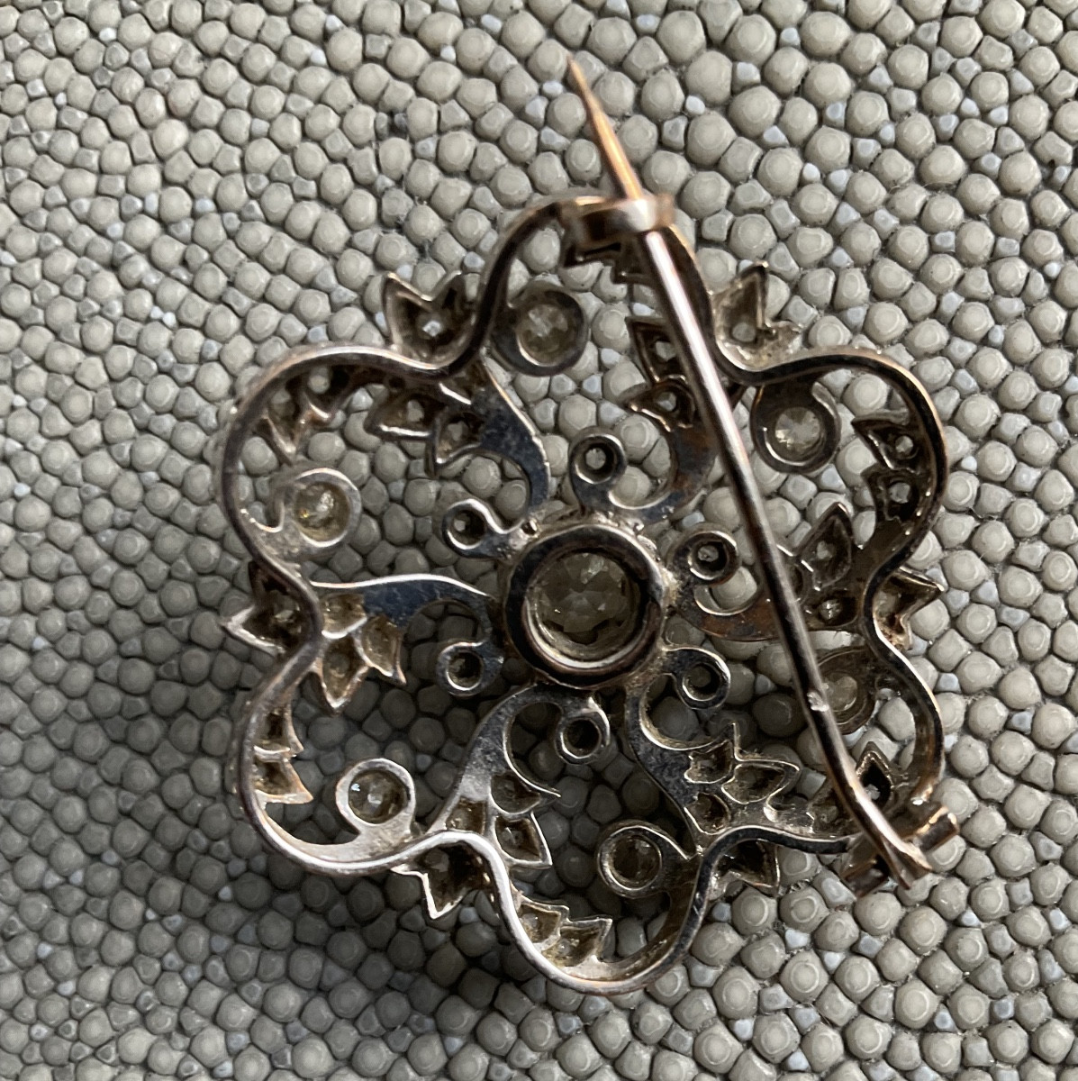 Rosette Brooch In 18k White Gold And Silver, Late 19th Century-photo-4