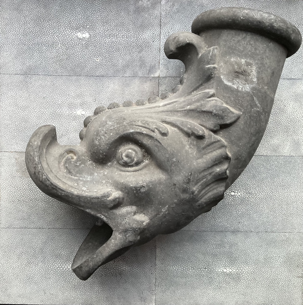 Large Zinc Dolphin Head In Very Good Condition-photo-2