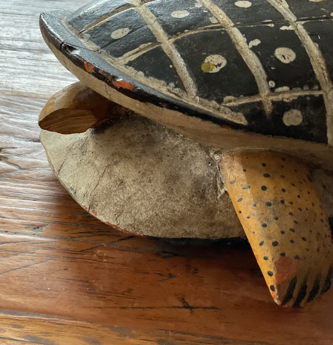 Bozo Painted Wooden Turtle-photo-4