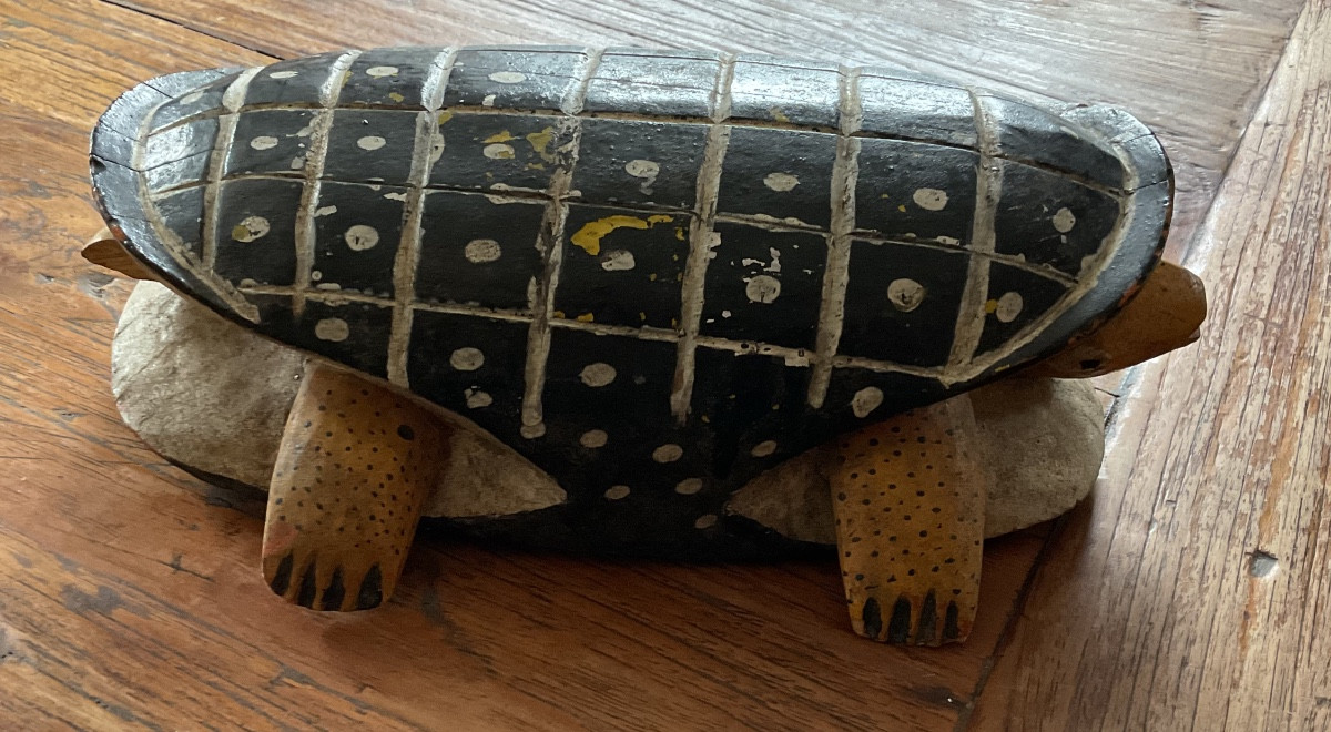 Bozo Painted Wooden Turtle-photo-5