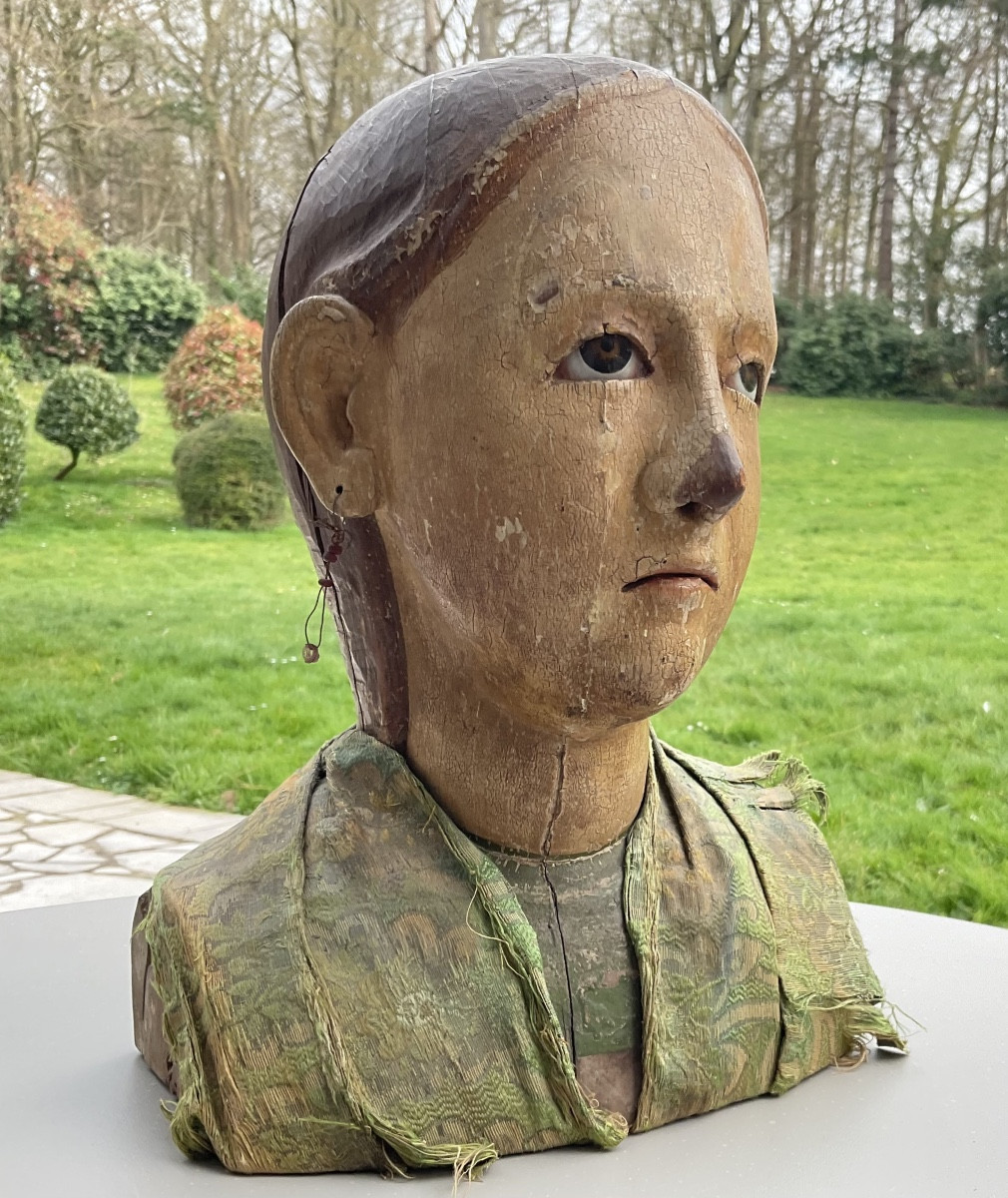 Eyes Towards The Sky, Head Made Of Wood And Fabric-photo-3