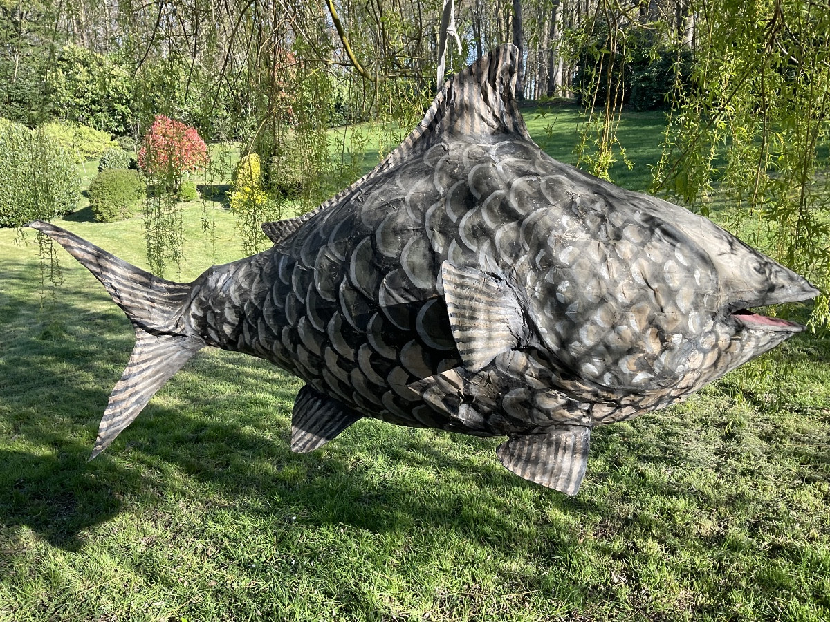 Très gros poisson exposition internatinale de Paris 180cm