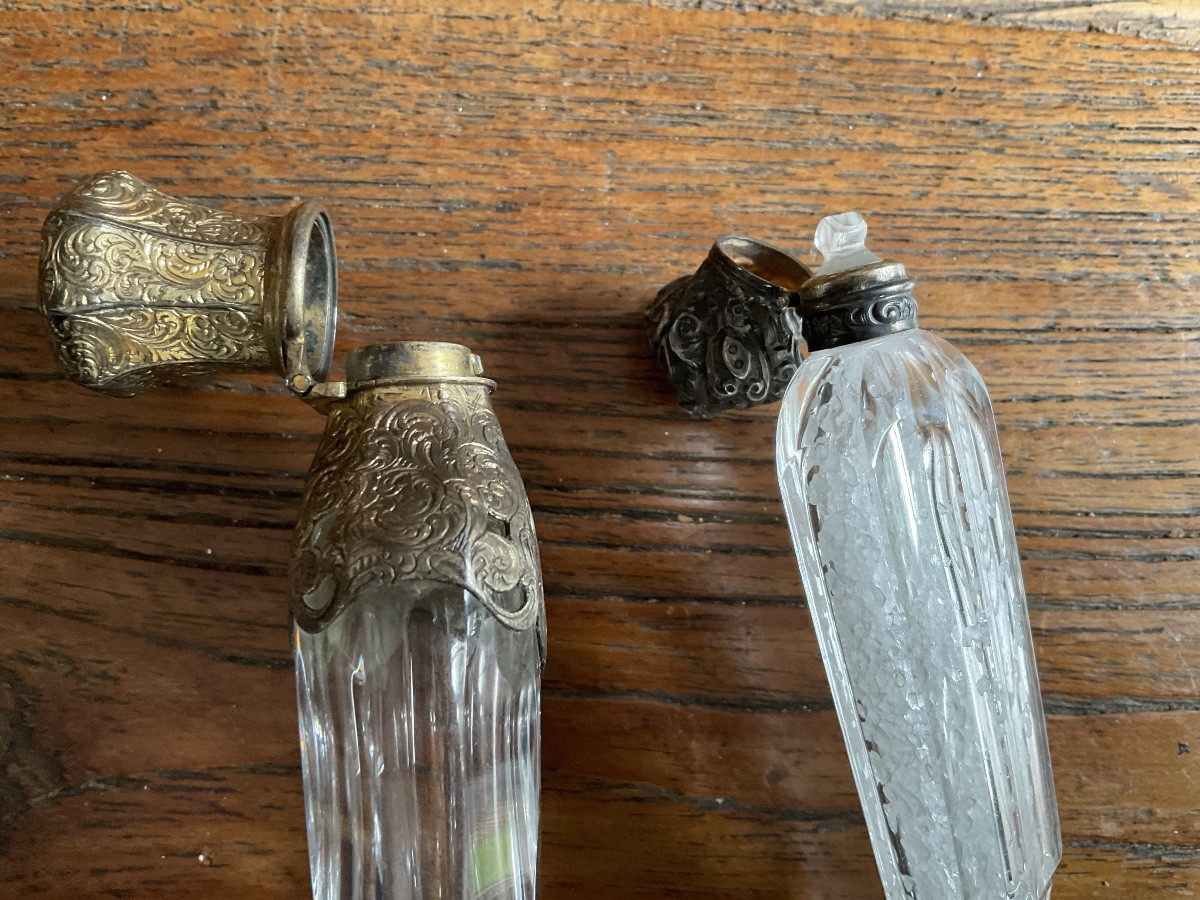 Deux flacons à sel -photo-2