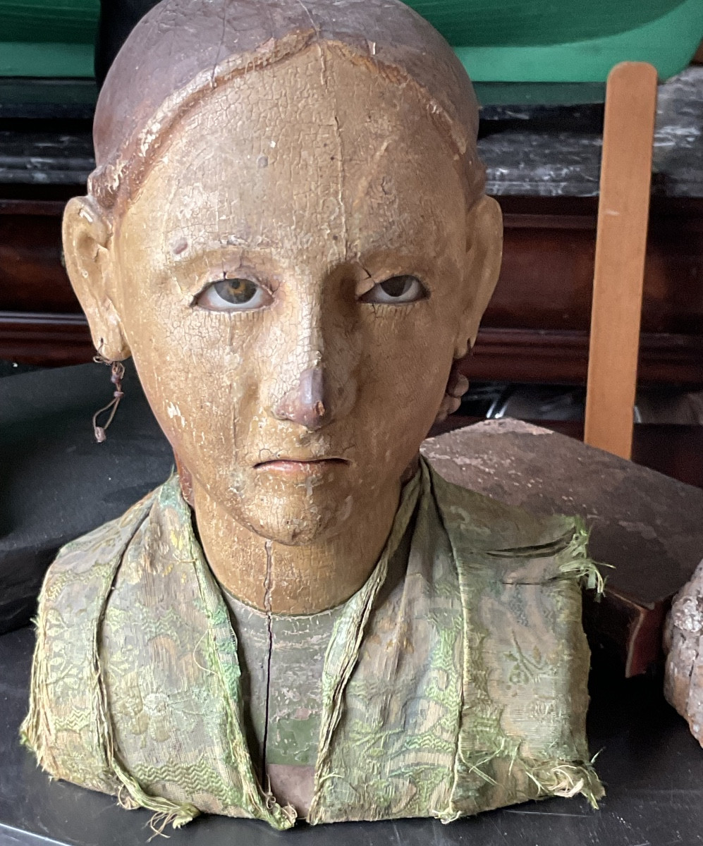 Capitol Bust 18th Century-photo-3